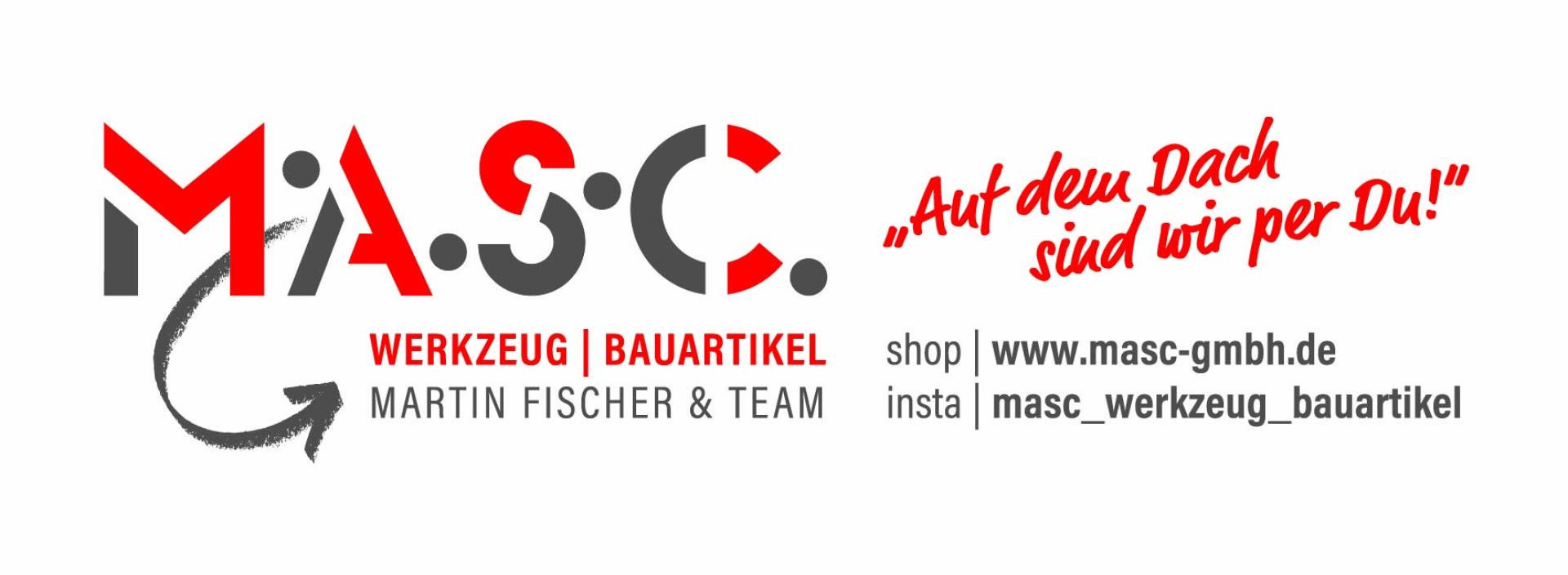 Logo für MASC Werkzeug Bauartikel Martin Fischer & Team, mit roter und grauer Schrift, einem kreisförmigen Pfeil und dem Slogan Auf dem Dach sind wir per Du! sowie Website- und Instagram-Informationen.