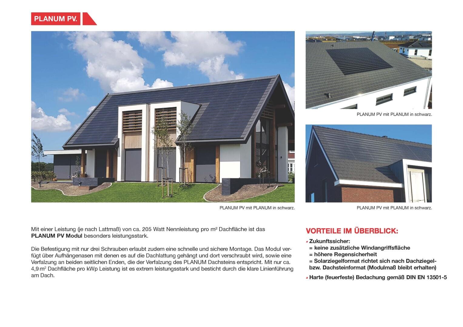 Modernes Haus mit einem dunklen Schrägdach mit integrierten Sonnenkollektoren. Das Gebäude hat weiße und hölzerne Außenwände, große Fenster und ist von grünem Gras und einem klaren Himmel umgeben. Der deutsche Text und die wichtigsten Merkmale werden neben dem Bild angezeigt.